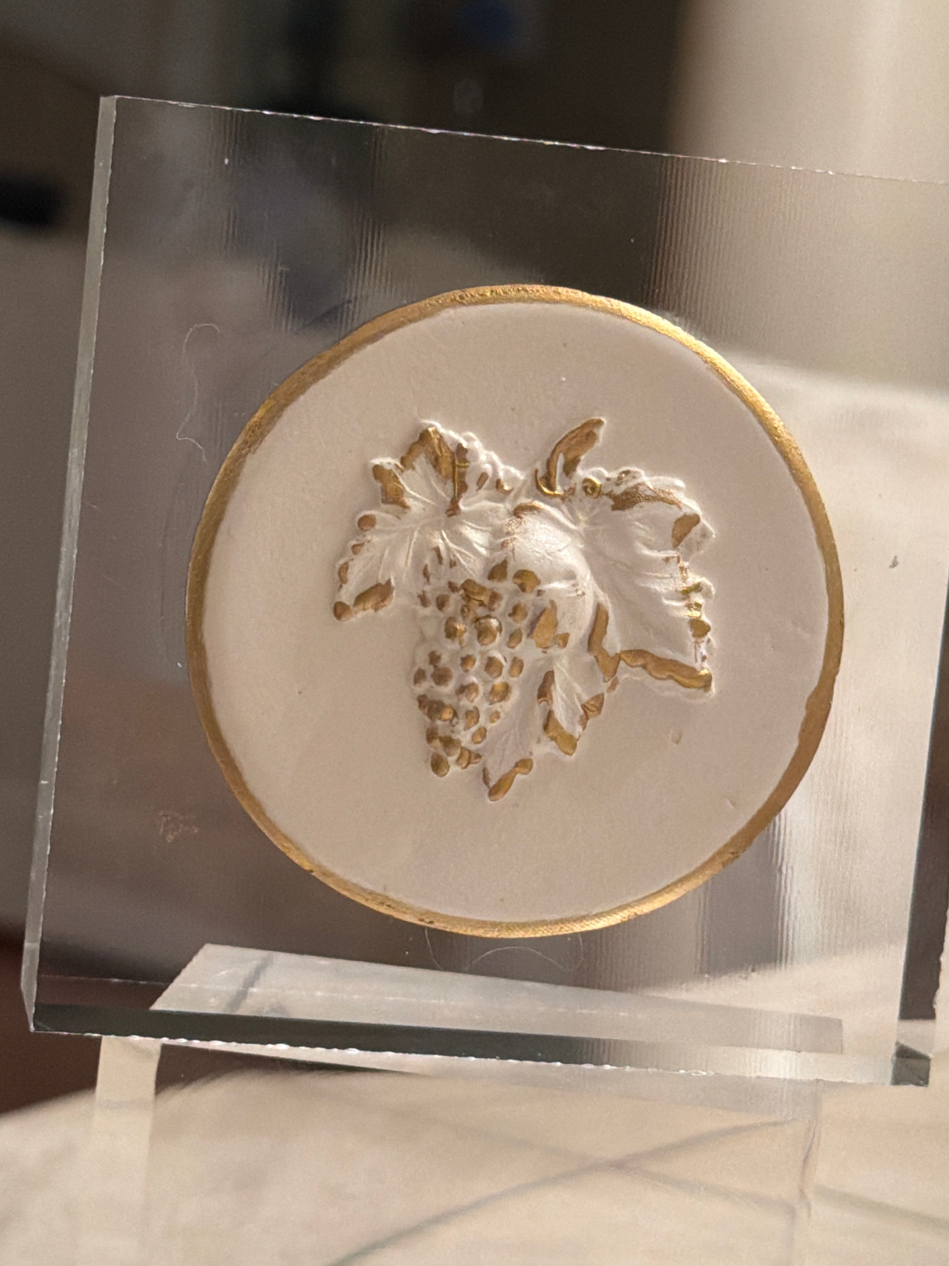 Grapes on the Vine Intaglio Acrylic Block – Gold Outline 4x4 Decorative Display