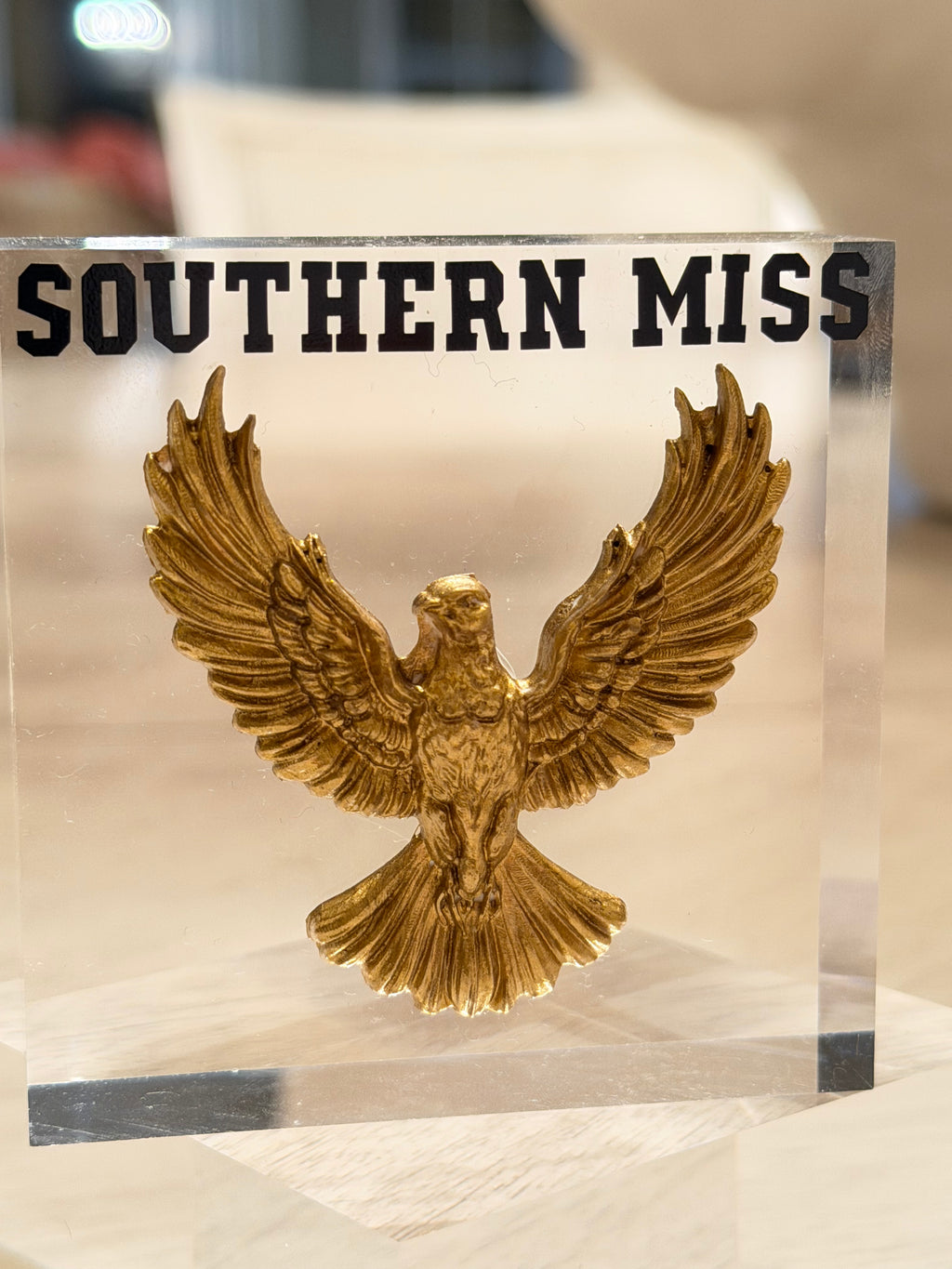 Gold Eagle Intaglio Acrylic Block – Southern Miss Collectible 3x3 Display