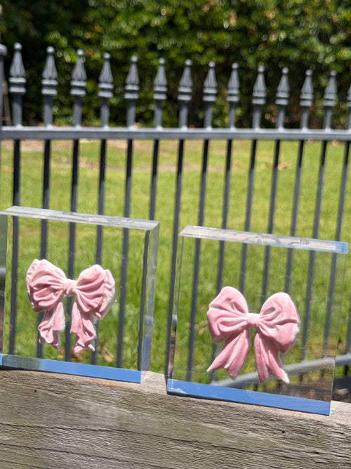 Bow Intaglio on 3x3 Acrylic Block – Elegant Decorative Art Accent