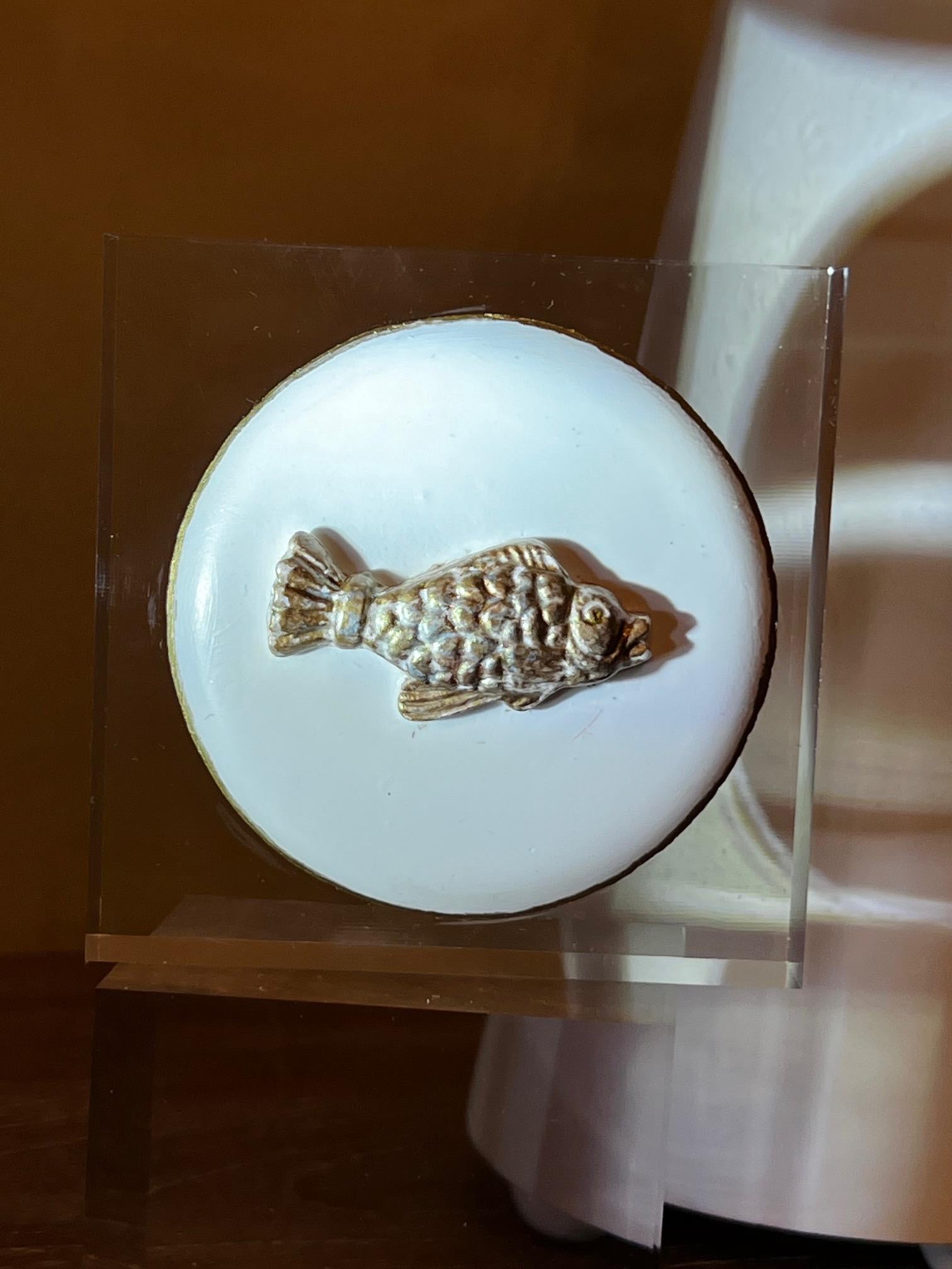 Coastal Fish Acrylic Block Art – Ocean Decor, Minimalist Desk Sculpture, Beach House Accent