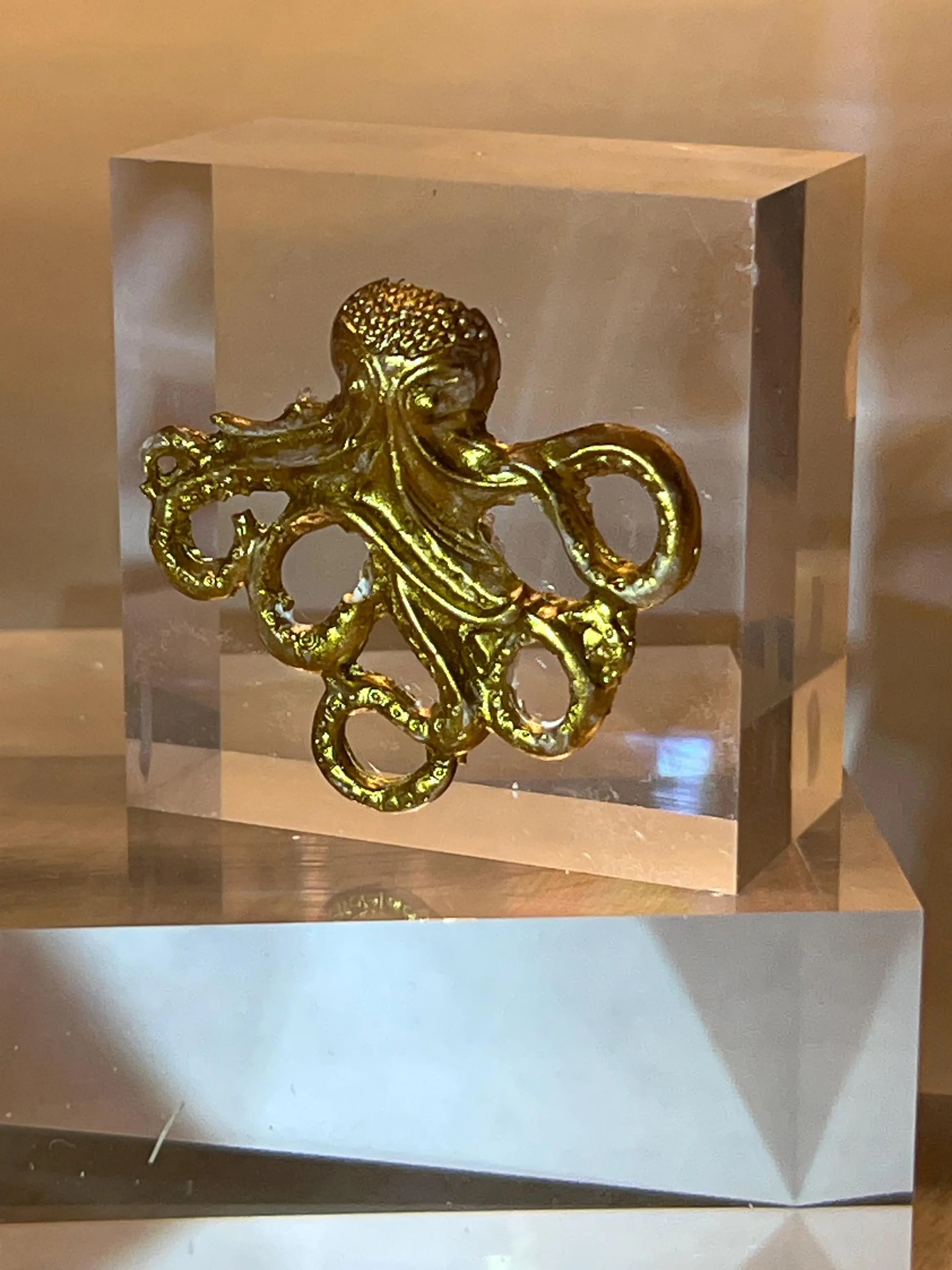 Gold Octopus Acrylic Block Art – Marine Intaglio Sculpture, Coastal Desk Decor, Ocean Lover Gift